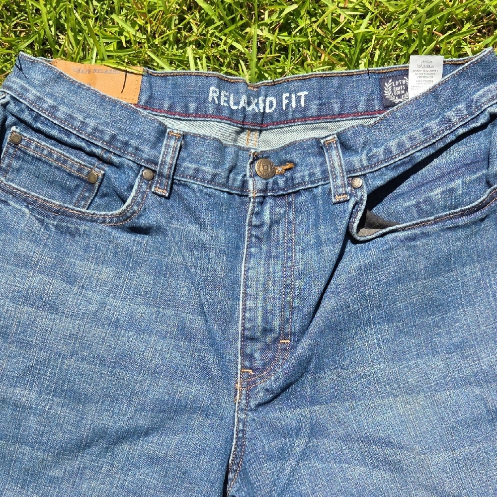 Chaps Relaxed Fit Blue Jeans for Men 32/30 - Picture 2 of 8